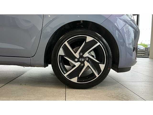 Hyundai i10 i10 5Dr HAT 1.2 MPi 79ps Premium NAV AU