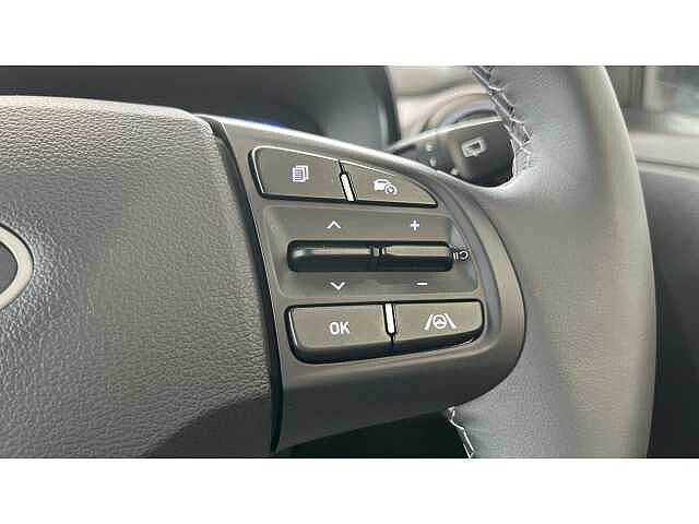 Hyundai i10 i10 5Dr HAT 1.2 MPi 79ps Premium NAV AU