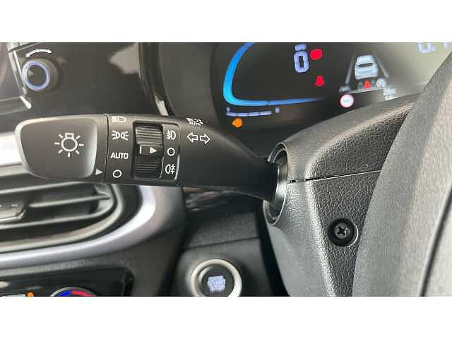 Hyundai i10 i10 5Dr HAT 1.2 MPi 79ps Premium NAV AU