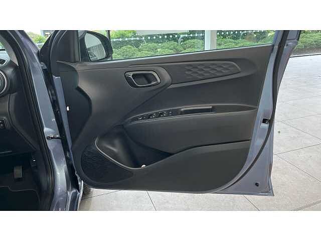Hyundai i10 i10 5Dr HAT 1.2 MPi 79ps Premium NAV AU