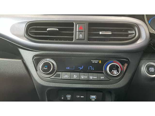 Hyundai i10 i10 5Dr HAT 1.2 MPi 79ps Premium NAV AU