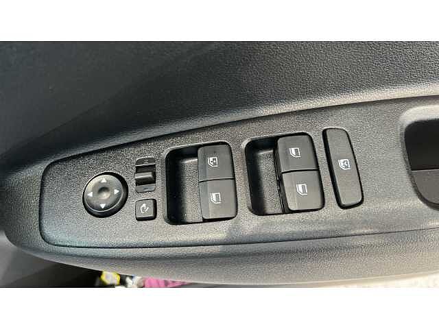 Hyundai i10 i10 5Dr HAT 1.2 MPi 79ps Premium NAV AU