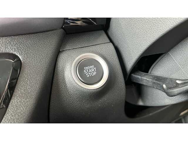 Hyundai i10 i10 5Dr HAT 1.2 MPi 79ps Premium NAV AU