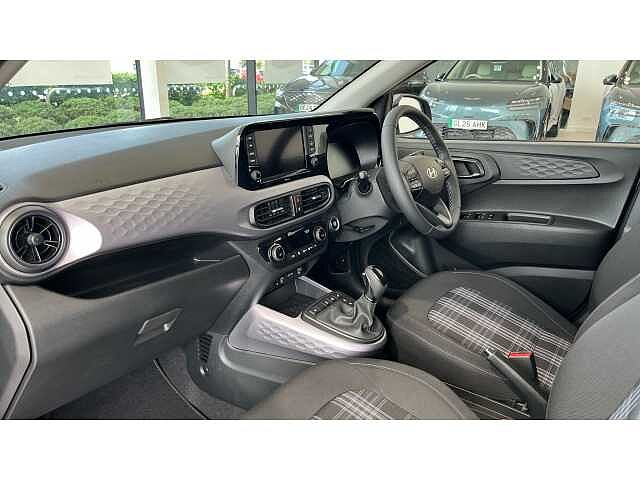 Hyundai I10 i10 5Dr HAT 1.2 MPi 79ps Premium NAV AU Meta Blue