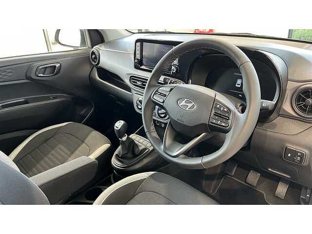 Hyundai i10 i10 5Dr HAT 1.0 MPi 67ps Advance