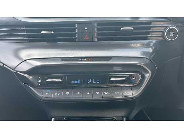 Hyundai Bayon Bayon HAT 1.0 T-gdi 90PS Tech Line