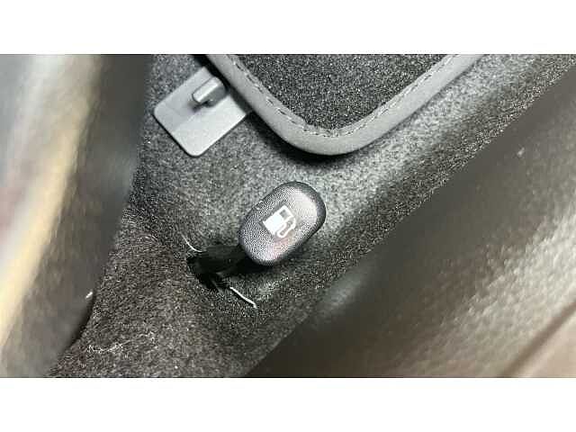 Hyundai Bayon Bayon HAT 1.0 T-gdi 90PS Tech Line