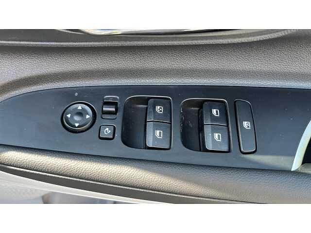 Hyundai i20 i20 5Dr HAT 1.0 T-gdi 90ps Tech Line DCT