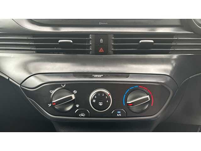 Hyundai I20 I20 1.0T GDi 48V MHD SE Connect 5dr DCT Green