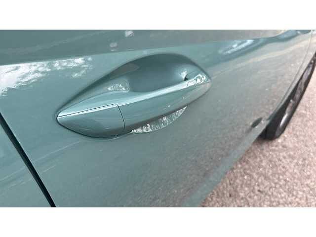 Hyundai I20 I20 1.0T GDi 48V MHD SE Connect 5dr DCT Green