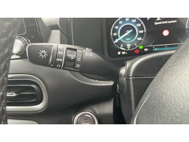 Hyundai KONA KONA 150kW Premium 64kWh 5dr Auto Red