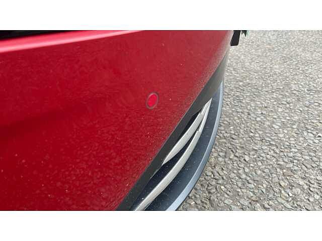 Hyundai KONA KONA 150kW Premium 64kWh 5dr Auto Red