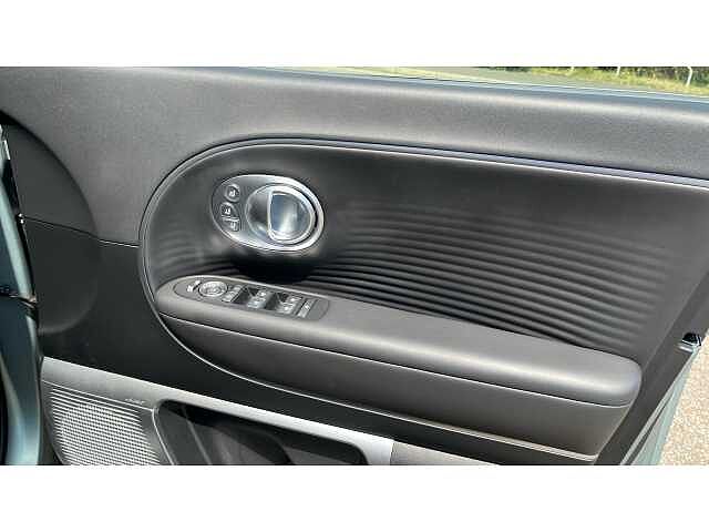 Hyundai IONIQ 9 IONIQ 9 226kW Ultimate 110kWh 5dr AWD Auto Grey