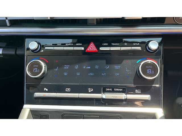 Hyundai Santa Fe Santa FE 7st 1.6TGDi HBD 239 Ultm AU 4WD