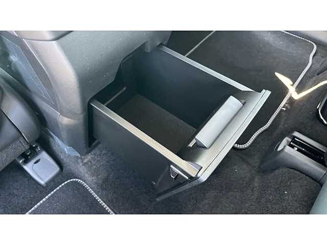 Hyundai Santa Fe Santa FE 7st 1.6TGDi HBD 239 Ultm AU 4WD