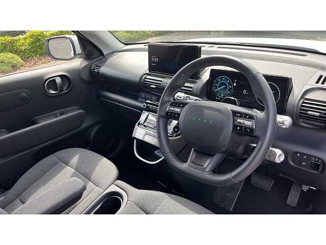 Hyundai INSTER INSTER 85kW 02 49kWh 5dr Auto Atlas White