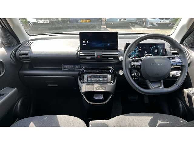 Hyundai INSTER INSTER 85kW 02 49kWh 5dr Auto Atlas White