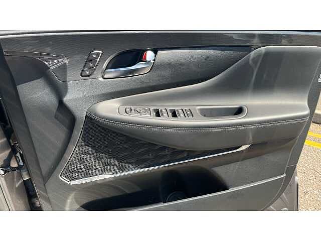 Hyundai Santa Fe SANTA FE 1.6 TGDi Plug-in Hybrid Ultimate 5dr 4WD Auto