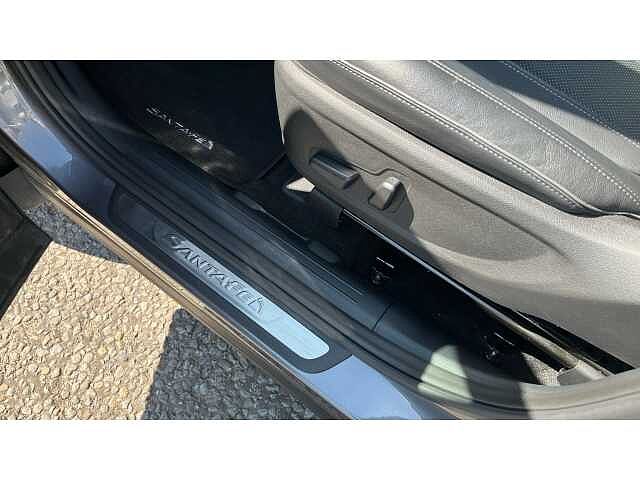 Hyundai Santa Fe SANTA FE 1.6 TGDi Plug-in Hybrid Ultimate 5dr 4WD Auto