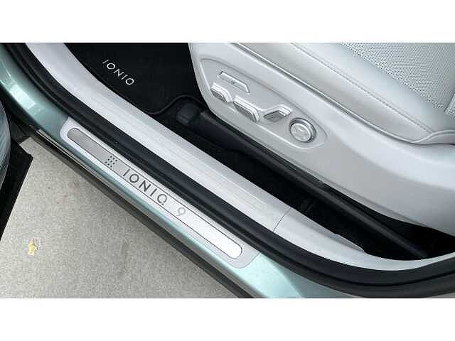Hyundai IONIQ 9 IONIQ 9 226kW Ultimate 110kWh 5dr AWD Auto Grey