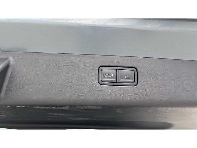 Hyundai IONIQ 9 IONIQ 9 226kW Ultimate 110kWh 5dr AWD Auto Grey