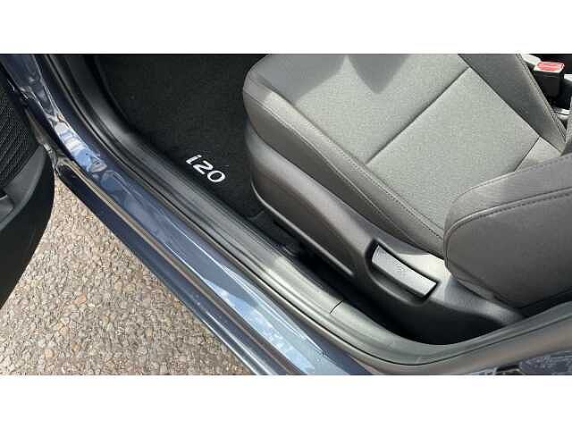 Hyundai i20 i20 5Dr HAT 1.0 T-gdi 90ps Black Line