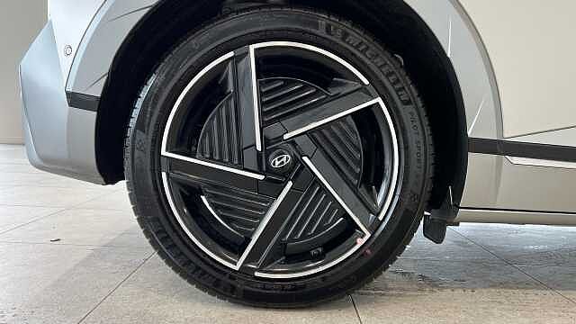 Hyundai Ioniq 5 239kW Ultimate 77 kWh 5dr AWD Auto [Tech]