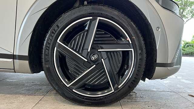 Hyundai Ioniq 5 239kW Ultimate 77 kWh 5dr AWD Auto [Tech]