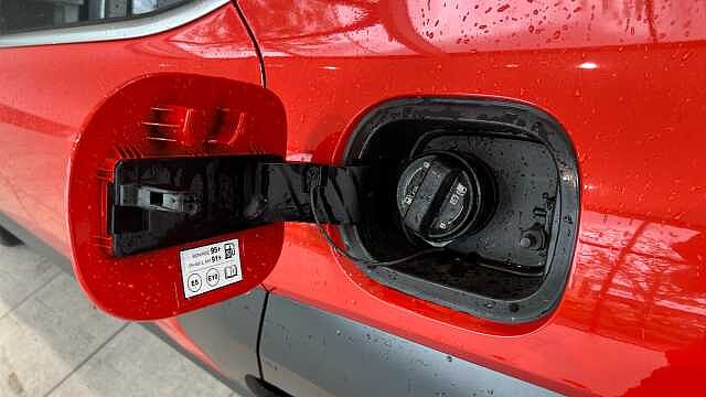 Hyundai Kona 1.6 GDi Hybrid Ultimate 5dr DCT [Lux Pack]