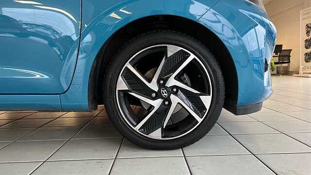 Hyundai i10 1.2 MPi Premium 5dr Auto