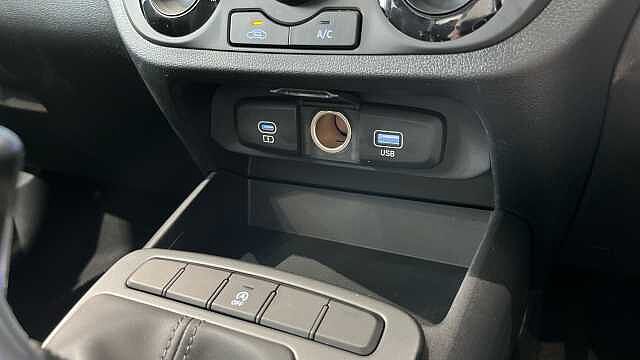 Hyundai I10 HYUNDAI I10 1.0 [58] Advance 5dr Auto [Nav] Vibrant Blue