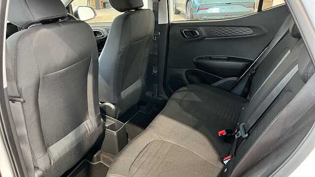 Hyundai I10 I10 1.0 [63] Advance 5dr [Nav] Atlas White