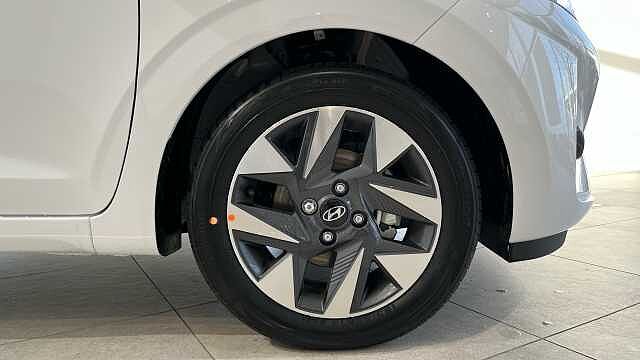 Hyundai I10 I10 1.0 [63] Advance 5dr [Nav] Atlas White