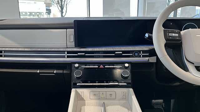 Hyundai SANTA FE SANTA FE 1.6 TGDi Plug-in Hybrid Ultimate 5dr 4WD Auto Ecotronic Grey