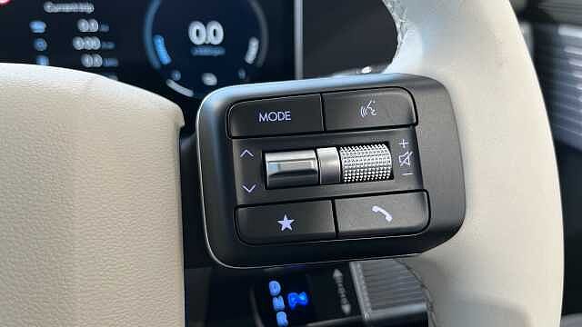 Hyundai SANTA FE SANTA FE 1.6 TGDi Plug-in Hybrid Ultimate 5dr 4WD Auto Ecotronic Grey