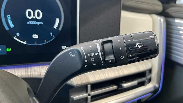 Hyundai SANTA FE SANTA FE 1.6 TGDi Plug-in Hybrid Ultimate 5dr 4WD Auto Ecotronic Grey