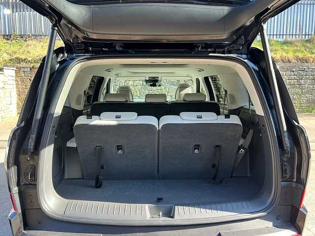 Hyundai Santa Fe 1.6 TGDi 239 Hybrid Ultimate 5dr Auto