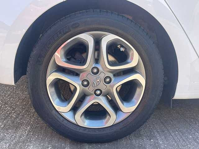 Hyundai I20 1.2 MPi Play 5dr White