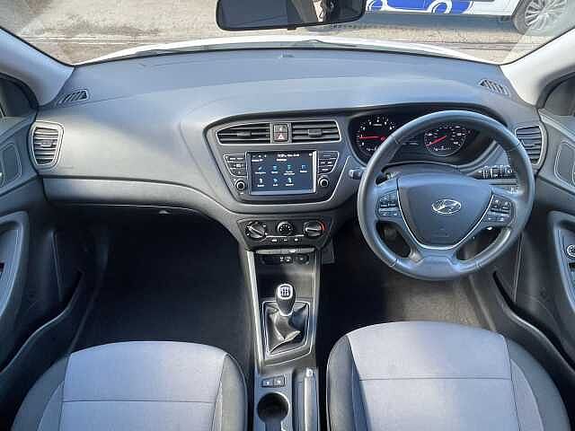 Hyundai I20 1.2 MPi Play 5dr White