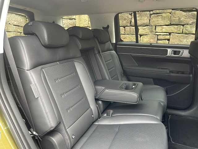 Hyundai Santa Fe 1.6 TGDi 239 Hybrid Premium 5dr Auto