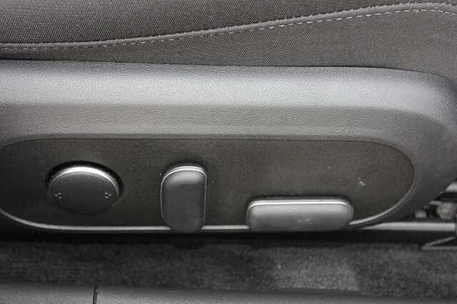 Hyundai Ioniq 6 168kW Premium 77kWh 4dr Auto