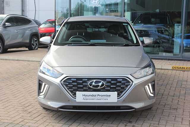 Hyundai Ioniq 1.6 GDi Plug-in Hybrid Premium SE 5dr DCT