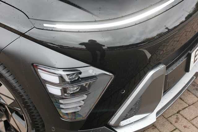 Hyundai KONA 1.6 Hybrid 129 Ultimate 5dr DCT Black