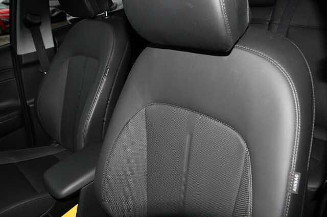 Hyundai KONA 1.6 Hybrid 129 Ultimate 5dr DCT Black