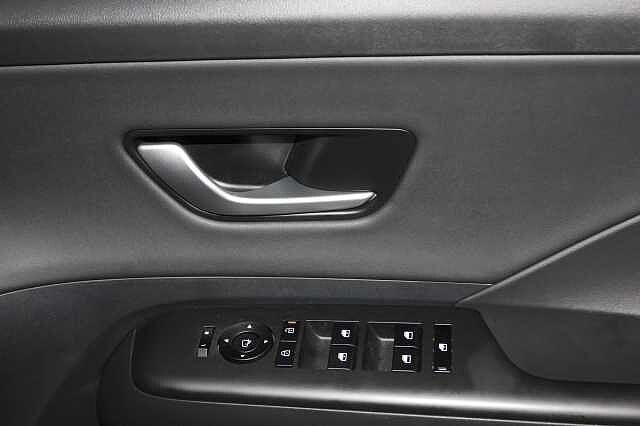 Hyundai KONA 1.6 Hybrid 129 Ultimate 5dr DCT Black