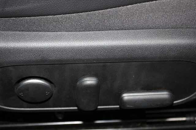 Hyundai KONA 1.6 Hybrid 129 Ultimate 5dr DCT Black