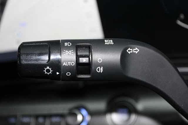 Hyundai KONA 1.6 Hybrid 129 Ultimate 5dr DCT Black