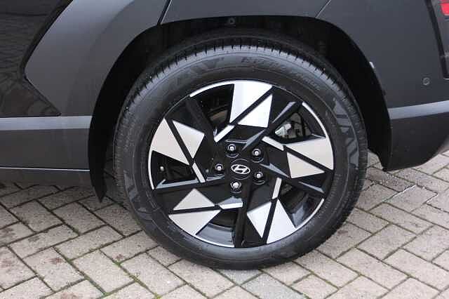 Hyundai KONA 1.6 Hybrid 129 Ultimate 5dr DCT Black