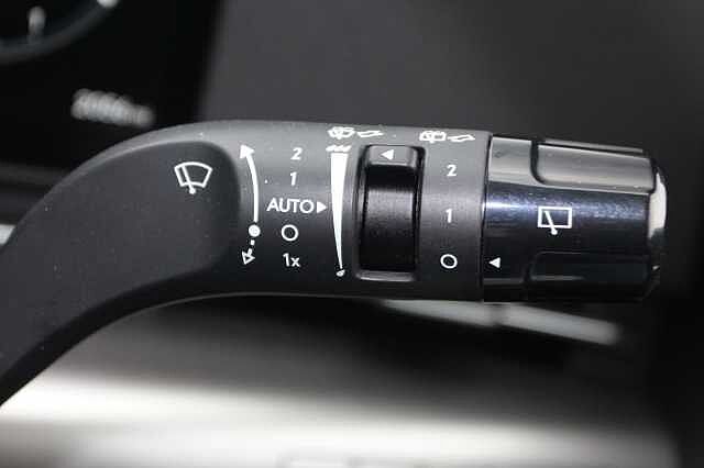 Hyundai KONA 1.6 Hybrid 129 Ultimate 5dr DCT Blue