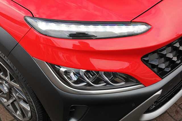 Hyundai KONA 1.6 GDi Hybrid Ultimate 5dr DCT Red